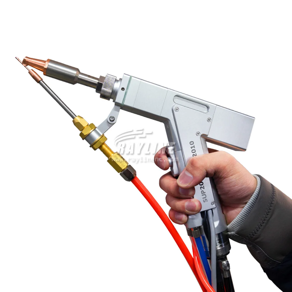 1500W Portable Hand held Fiber Optic Laser Welding Machine Gun for Metal Steel Sheet Aluminum Sheet Metal Welders Machine
1500W Portable Hand held Fiber Optic Laser Welding Machine Gun for Metal Steel Sheet Aluminum Sheet Metal Welders Machine