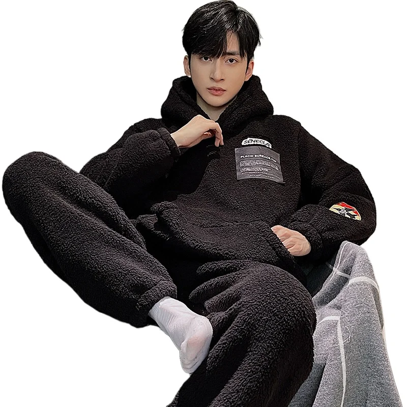 Autumn And Winter New Flannel Pajamas For Men's Thickened Plush Middle-aged Young Home Clothing Hooded Long Sleeved Pants Male
Autumn And Winter New Flannel Pajamas For Men's Thickened Plush Middle-aged Young Home Clothing Hooded Long Sleeved Pants Male