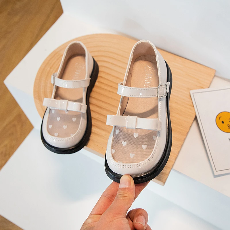 Girls Leather Shoes Mesh Love Prints Versatile Children Fashion Classic Elegant Princess Shallow Loafers 2023 Kids Shoes Bow PU
Girls Leather Shoes Mesh Love Prints Versatile Children Fashion Classic Elegant Princess Shallow Loafers 2023 Kids Shoes Bow PU