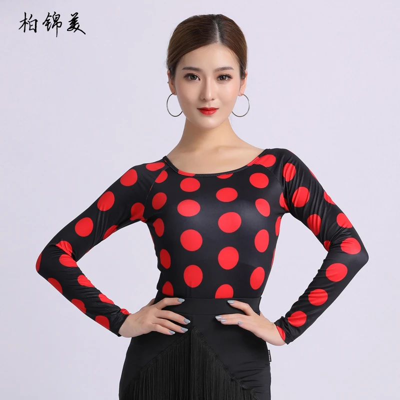 Latin dance shirt women's long-sleeved autumn and winter new clothing competition performance national standard modern dance bod
Latin dance shirt women's long-sleeved autumn and winter new clothing competition performance national standard modern dance bod