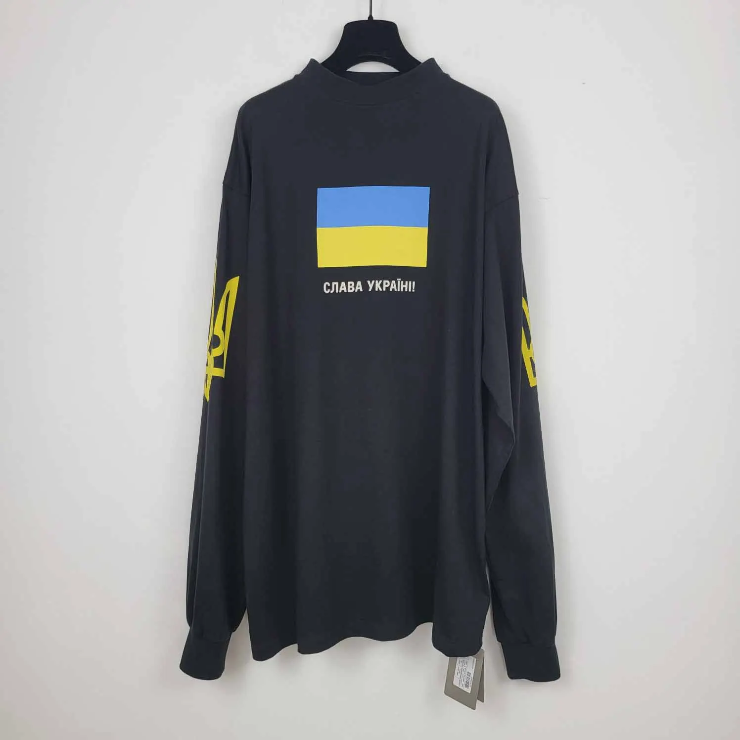 

2023SS Luxury City Limited Commemorative Edition 1:1 Help Ukraine Flag Printed Women Men Long Sleeve T shirts tees Oversized