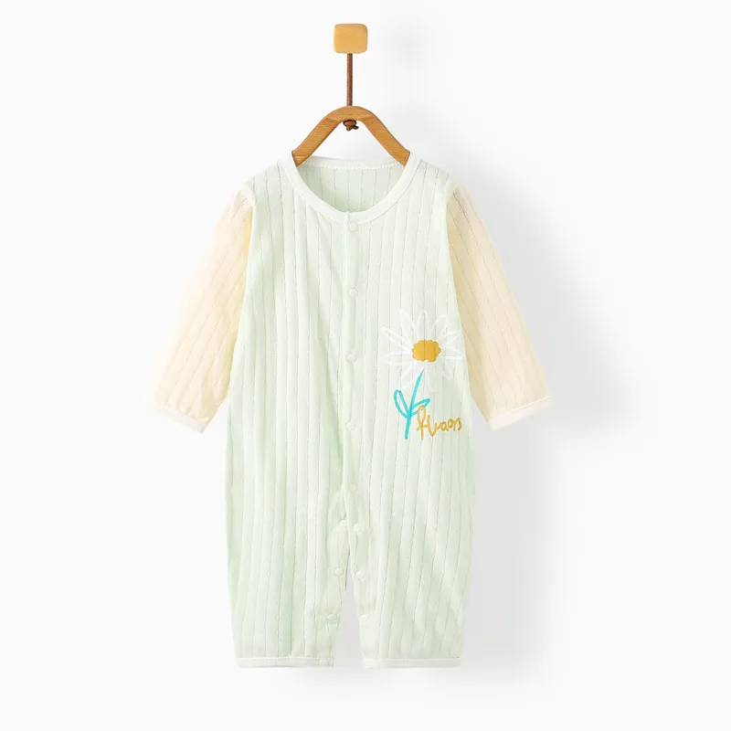 Baby jumpsuit summer boneless newborn clothes pure cotton jumpsuit long sleeved air-conditioned baby pajamas summer
Baby jumpsuit summer boneless newborn clothes pure cotton jumpsuit long sleeved air-conditioned baby pajamas summer