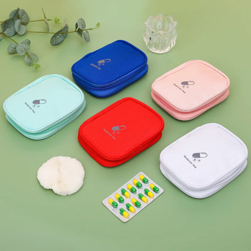 First Aid Emergency Kit Carry Bag Portable Small Carrying Treatment Packs Outdoor First Aid Kit Safety Survival Travel Packing
First Aid Emergency Kit Carry Bag Portable Small Carrying Treatment Packs Outdoor First Aid Kit Safety Survival Travel Packing