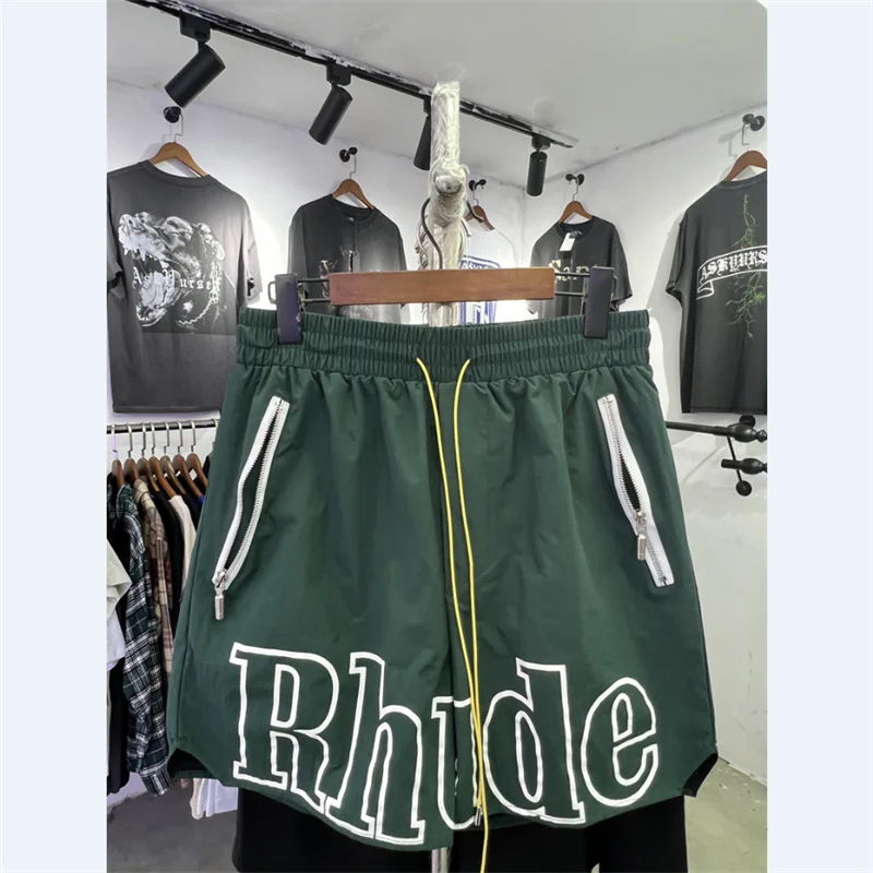 2023ss Rhude Shorts Men Women 1:1 Best Quality Double Layer Mesh Quick Drying Shorts Big Logo Breeches
2023ss Rhude Shorts Men Women 1:1 Best Quality Double Layer Mesh Quick Drying Shorts Big Logo Breeches