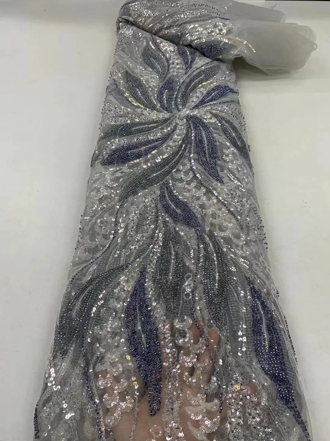 5 Yards Luxury African Sequins Groom Lace Fabric 2023 High Quality French Nigerian Beaded Lace Fabric For Sewing Dress Wedding
5 Yards Luxury African Sequins Groom Lace Fabric 2023 High Quality French Nigerian Beaded Lace Fabric For Sewing Dress Wedding