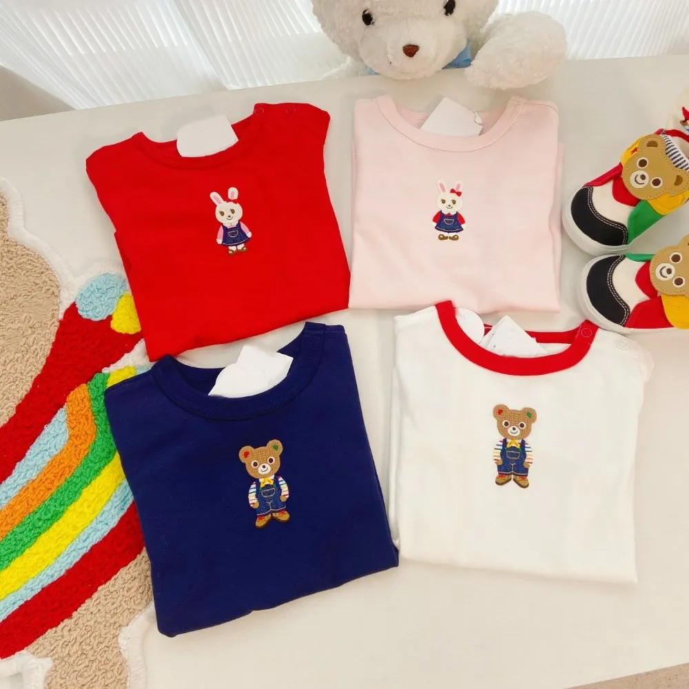 Autumn Winter kids tops Boys and Girls' T- shirt cute cotton cartoon pattern Comfortable top baby clothes
Autumn Winter kids tops Boys and Girls' T- shirt cute cotton cartoon pattern Comfortable top baby clothes