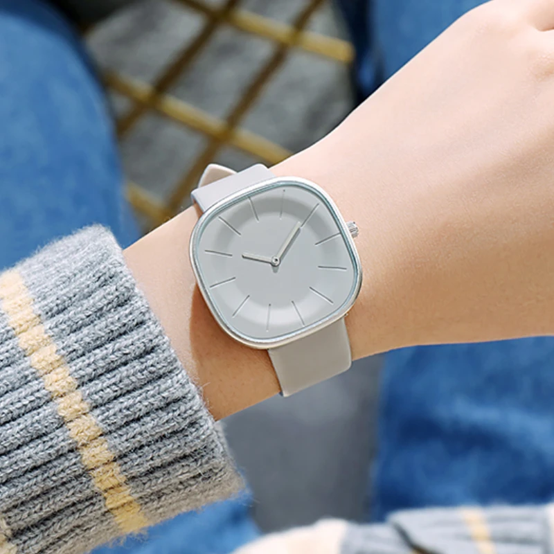 Minimalist Design Elegant Watch for Women Casual Quartz Ladies Watches Female Clock Leather Wristwatch Woman Montre Femme Gift
Minimalist Design Elegant Watch for Women Casual Quartz Ladies Watches Female Clock Leather Wristwatch Woman Montre Femme Gift