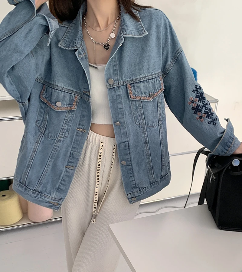 2022 Spring New Harajuku Style Retro Embroidery Loose Casual Denim Coat Top Real Price Free Shipping
2022 Spring New Harajuku Style Retro Embroidery Loose Casual Denim Coat Top Real Price Free Shipping