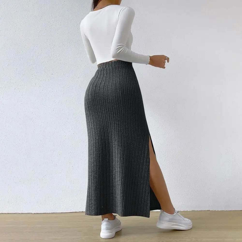 High-waisted Skirt Elegant Striped Maxi Skirt for Women High Waist Knitted Warm Winter Skirt with Split Hem Stylish Ankle Length
High-waisted Skirt Elegant Striped Maxi Skirt for Women High Waist Knitted Warm Winter Skirt with Split Hem Stylish Ankle Length