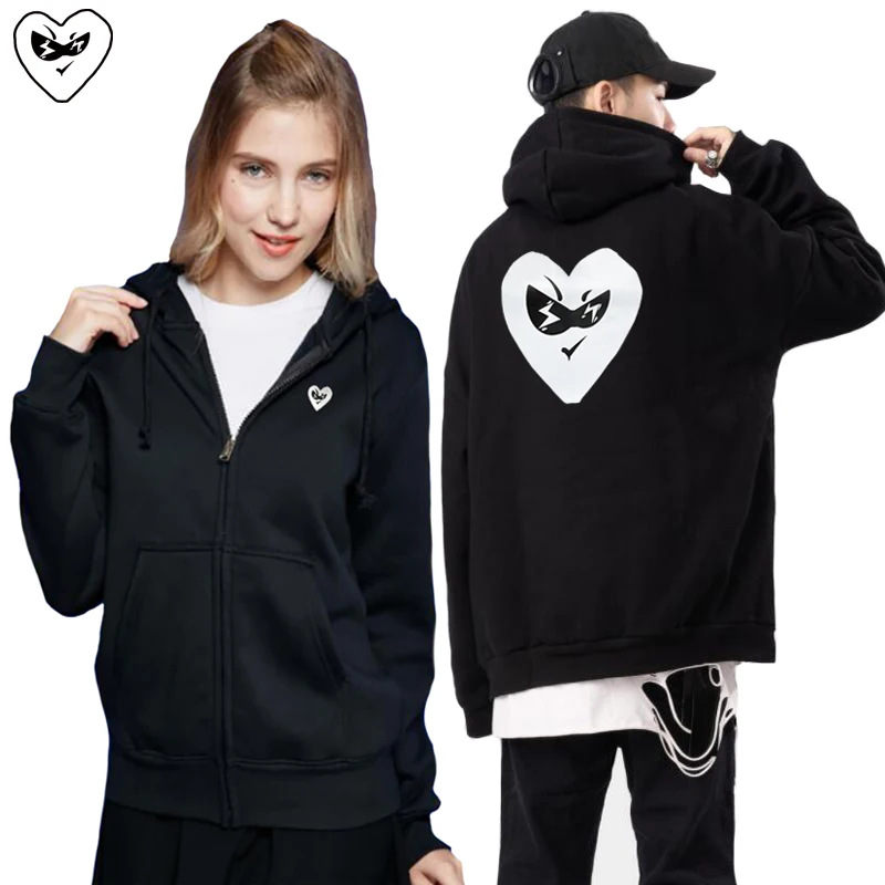 Кардиган мужской/женский флисовый на молнии с капюшоном и вышивкой 
Кардиган мужской/женский флисовый на молнии с капюшоном и вышивкой