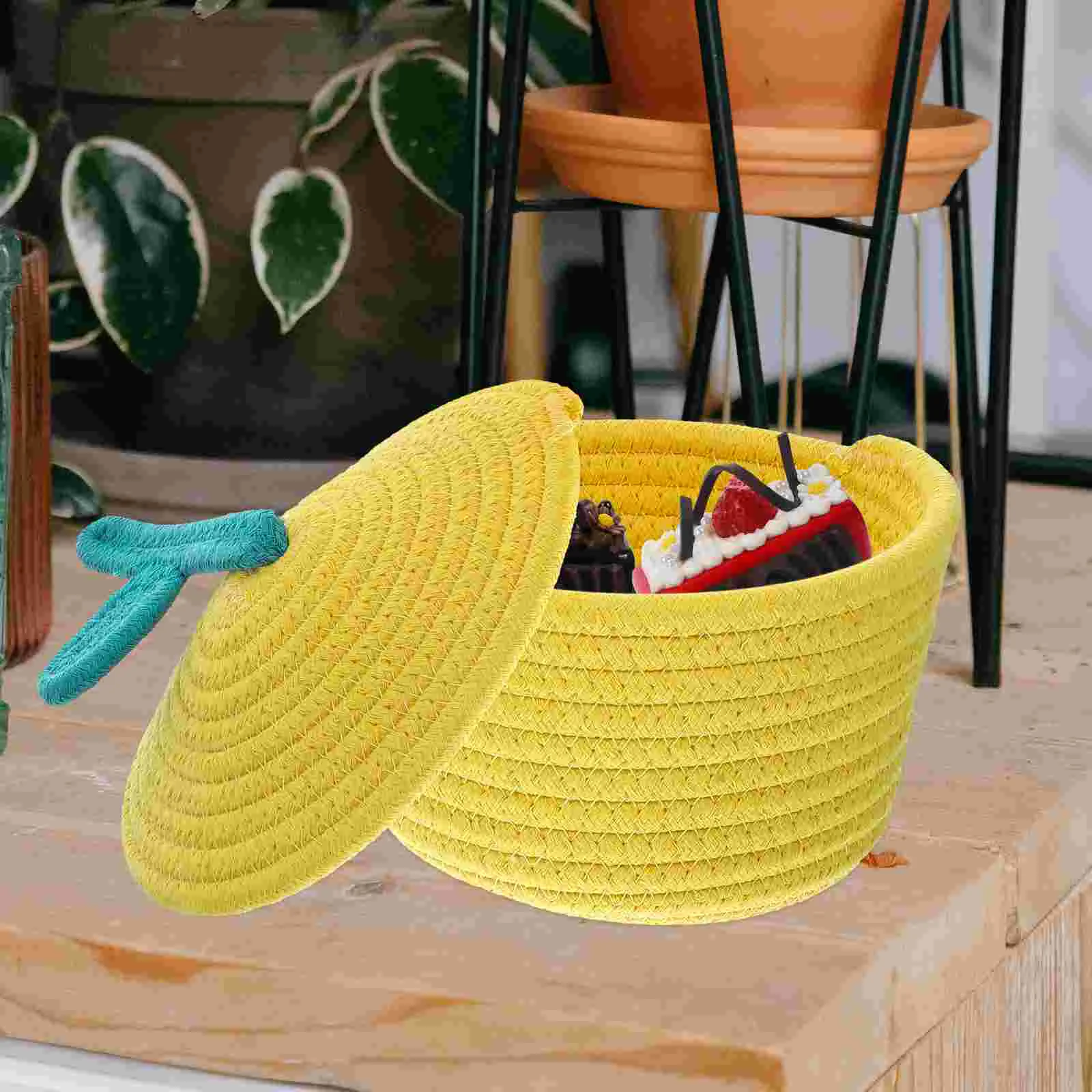 1pc Basket With Lid Gourd Desktop Cotton Key Food Knitting Basket Bedhead Storage Box (Yellow)
1pc Basket With Lid Gourd Desktop Cotton Key Food Knitting Basket Bedhead Storage Box (Yellow)