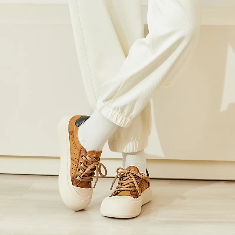 Kangnai Sneakers Women Cow Suede Casual Shoes Lace-Up Solid Color Thick Sole Summer Platform Flats Comfortable Female Tennis
Kangnai Sneakers Women Cow Suede Casual Shoes Lace-Up Solid Color Thick Sole Summer Platform Flats Comfortable Female Tennis
