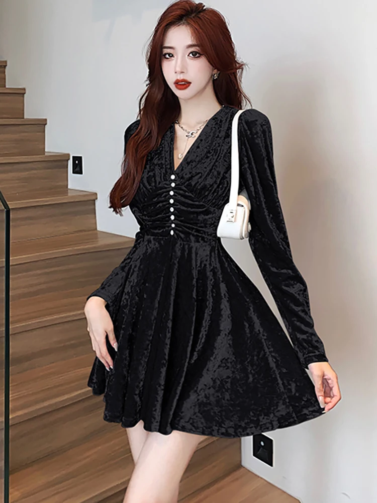 Women Blue Velvet Chic Diamonds Luxury Prom Dress Autumn Winter Elegant Pleated V-Neck Short Dress 2023 Korean Bodycon Vestidos
Women Blue Velvet Chic Diamonds Luxury Prom Dress Autumn Winter Elegant Pleated V-Neck Short Dress 2023 Korean Bodycon Vestidos
