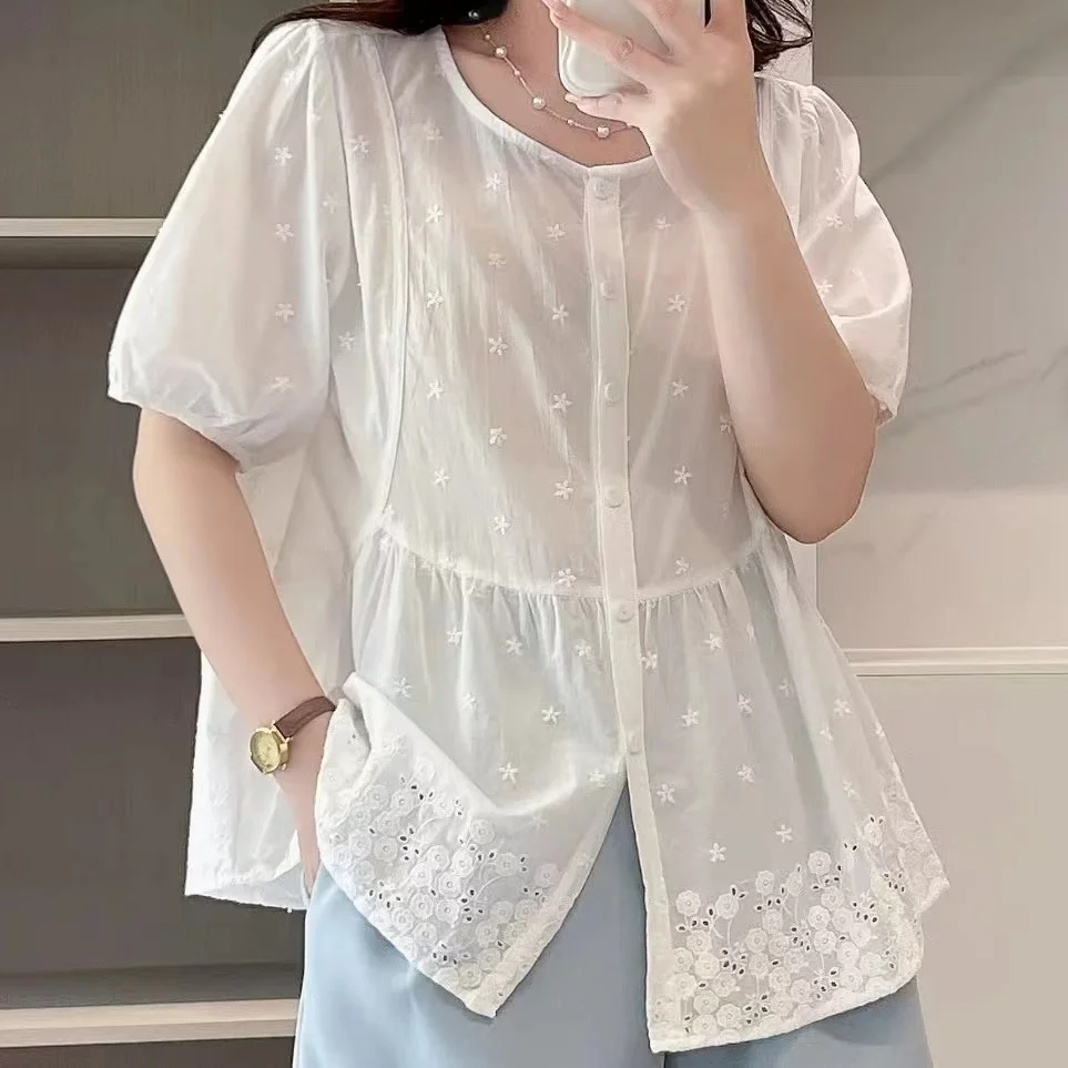 Vintage Chic Women Tops Bohemian White Embroidery Hollow Cotton Shirt Mori Girl Japanese y2k Loose Short Sleeve Solid Top
Vintage Chic Women Tops Bohemian White Embroidery Hollow Cotton Shirt Mori Girl Japanese y2k Loose Short Sleeve Solid Top