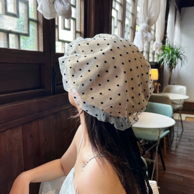 Korean Style Beret Hats for Female Casual Wave Dots Mesh Painter Caps Ribbon 2022 Autumn Women Elegant Fashion Bonnets Winter
Korean Style Beret Hats for Female Casual Wave Dots Mesh Painter Caps Ribbon 2022 Autumn Women Elegant Fashion Bonnets Winter