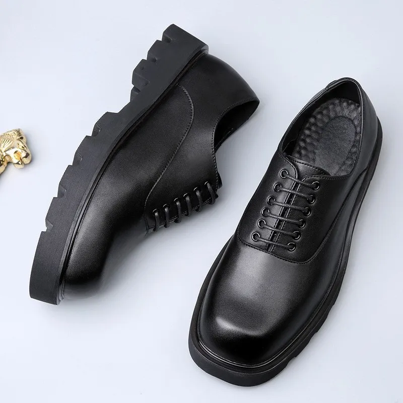 New Square Headed Leather Shoes For Men's Breathable Thick Sole Formal Men's Shoes Office Shoes For Men Sapato Social Masculino
New Square Headed Leather Shoes For Men's Breathable Thick Sole Formal Men's Shoes Office Shoes For Men Sapato Social Masculino