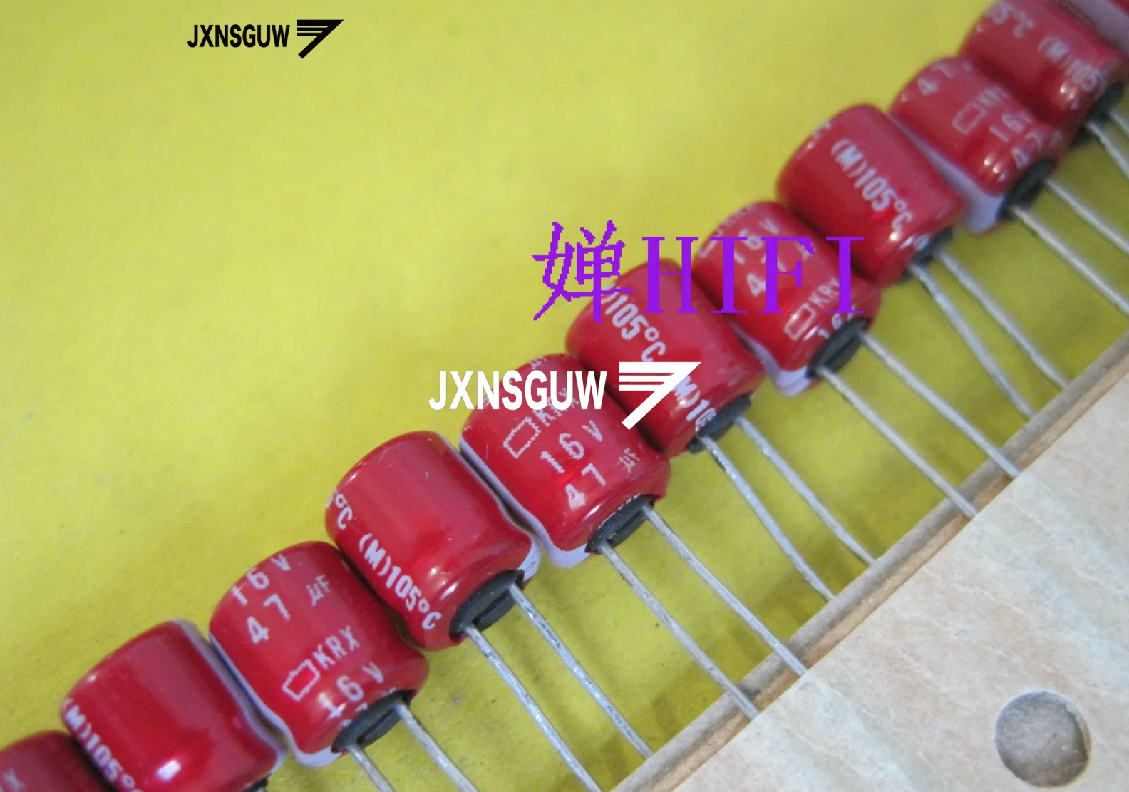 10 шт. NIPPON KRX 16V47UF 6X7MM NCC Red robe алюминиевый электролитический конденсатор 47 мкФ/16V CHEMI-CON 105 градусов 47 мкФ 16V
10 шт. NIPPON KRX 16V47UF 6X7MM NCC Red robe алюминиевый электролитический конденсатор 47 мкФ/16V CHEMI-CON 105 градусов 47 мкФ 16V