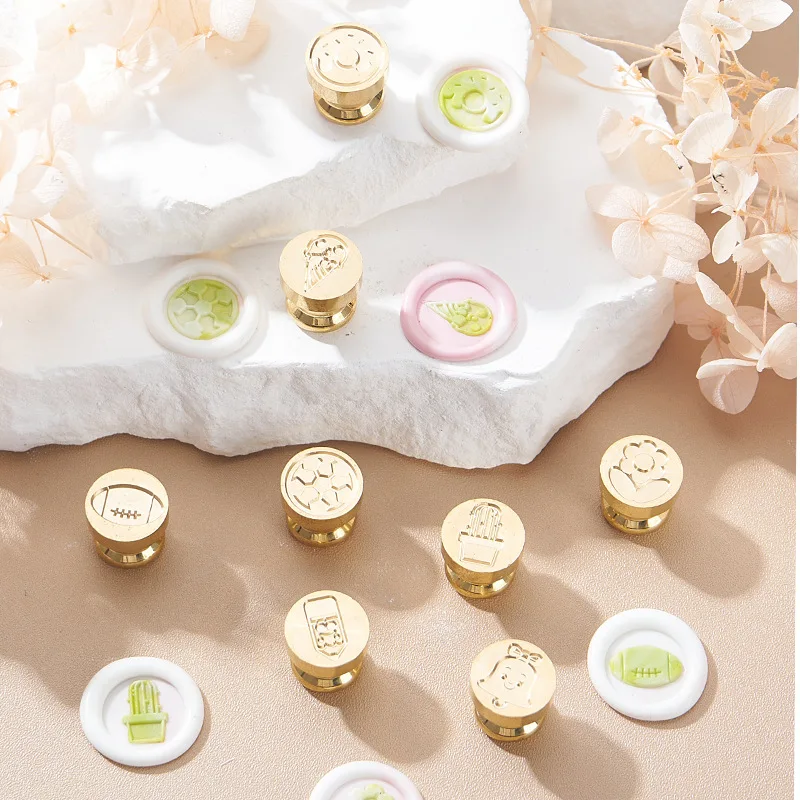 1.5CM MINI DouDou Wax Sealing Stamps Brass Flower Dessert Seal Stamp for Card Making Material Wedding Party Decorative Wax Stamp
1.5CM MINI DouDou Wax Sealing Stamps Brass Flower Dessert Seal Stamp for Card Making Material Wedding Party Decorative Wax Stamp