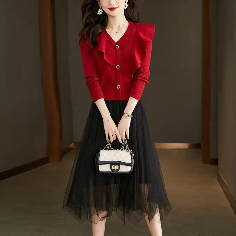 Sweater dress women spring and winter mid length knit dress with ruffled edges solid long sleeve v neck sweater dress female
Sweater dress women spring and winter mid length knit dress with ruffled edges solid long sleeve v neck sweater dress female