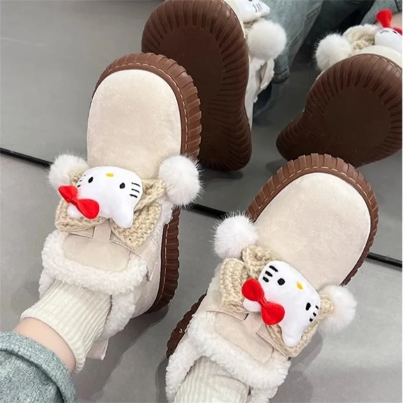 Сапоги Sanrios в стиле аниме «Hellokitty» для снега, милые зимние плюшевые толстые теплые хлопковые тапочки, кавайная Повседневная нескользящая обувь, подарок для девушки
Сапоги Sanrios в стиле аниме «Hellokitty» для снега, милые зимние плюшевые толстые теплые хлопковые тапочки, кавайная Повседневная нескользящая обувь, подарок для девушки