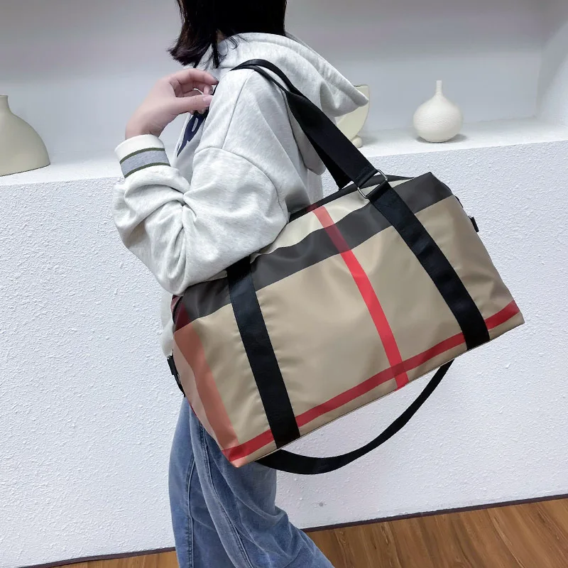Plaid Travel Bag Luggage Handbag Women Shoulder Bag Large Capacity Outdoor Waterproof Nylon Sports Gym Bag Female Crossbody Bag
Plaid Travel Bag Luggage Handbag Women Shoulder Bag Large Capacity Outdoor Waterproof Nylon Sports Gym Bag Female Crossbody Bag