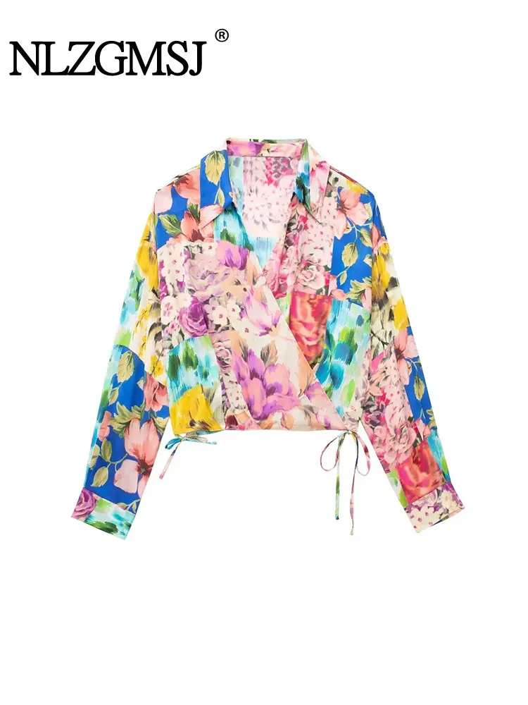 Блузка женская с длинным рукавом и V-образным вырезом
Блузка женская с длинным рукавом и V-образным вырезом