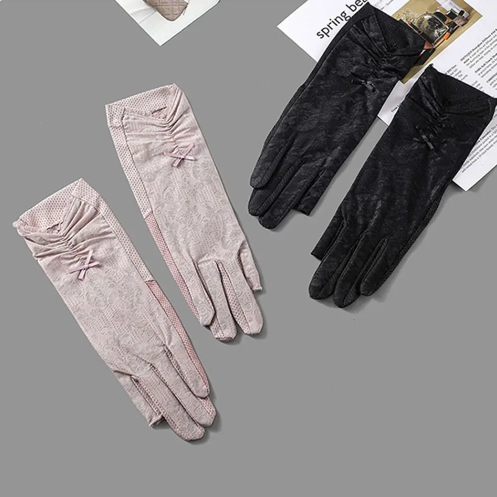 Ice Silk Lace Sunscreen Gloves Fashion Slip Resistant Elastic Sun Protection Gloves Solid Color Thin Touch Screen Gloves Female 
Ice Silk Lace Sunscreen Gloves Fashion Slip Resistant Elastic Sun Protection Gloves Solid Color Thin Touch Screen Gloves Female