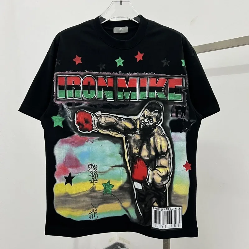 2024 Summer Meichao Brand Rapper Rock Hip-hop Style Punch Graffiti Oversized Retro Short Sleeved T-shirt for Men and Women
2024 Summer Meichao Brand Rapper Rock Hip-hop Style Punch Graffiti Oversized Retro Short Sleeved T-shirt for Men and Women