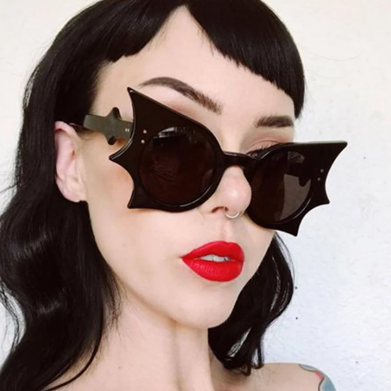 Sunglasses Round Hippie Bat Trending Red Fashion Designer Outdoor Party Style Transparently Glasses Driving Luxury Accessories
Sunglasses Round Hippie Bat Trending Red Fashion Designer Outdoor Party Style Transparently Glasses Driving Luxury Accessories