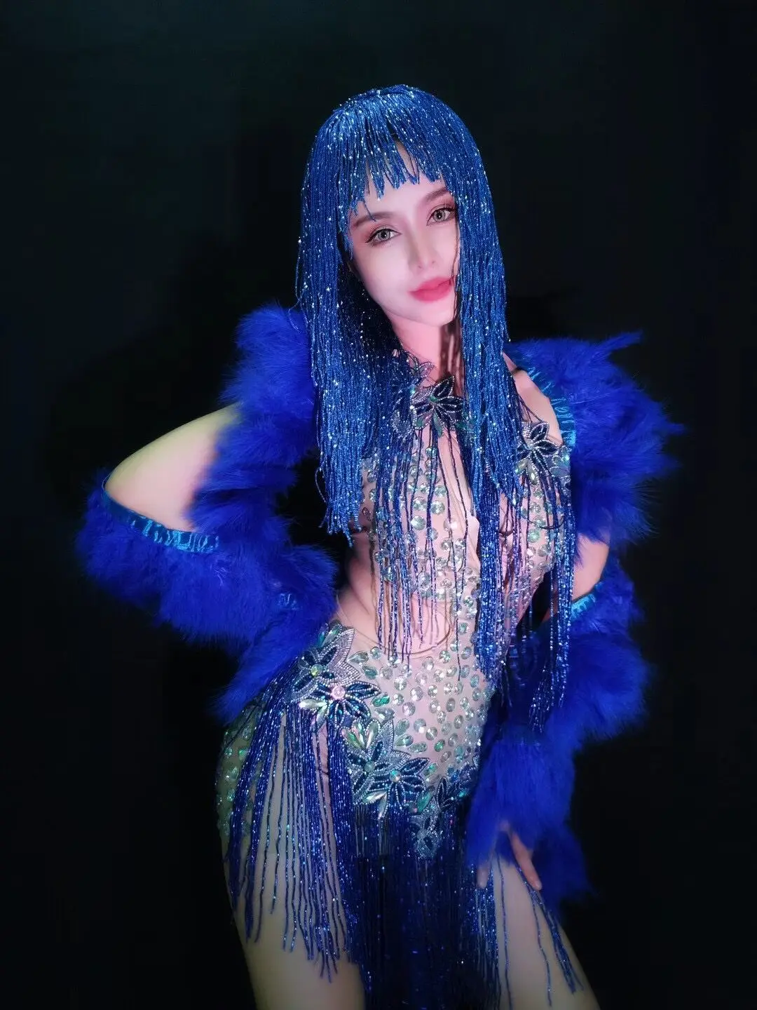Sparkly Rhinestones Blue Fringes Transparent Short Dress Feather Sleeves Birthday Celebrate Costume Sexy Dancer Evening Dress
Sparkly Rhinestones Blue Fringes Transparent Short Dress Feather Sleeves Birthday Celebrate Costume Sexy Dancer Evening Dress