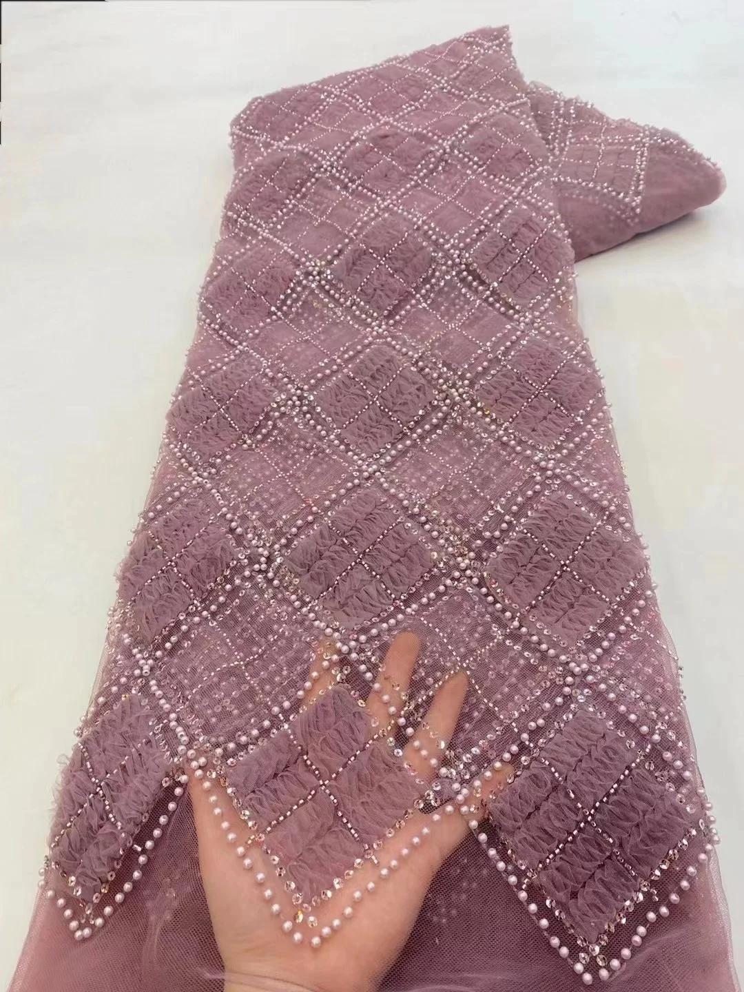 African Sequins Beaded Lace Fabric 2024 High Quality Sequence Embroidery French Nigerian Beads Lace Fabric For Wedding Dresses
African Sequins Beaded Lace Fabric 2024 High Quality Sequence Embroidery French Nigerian Beads Lace Fabric For Wedding Dresses