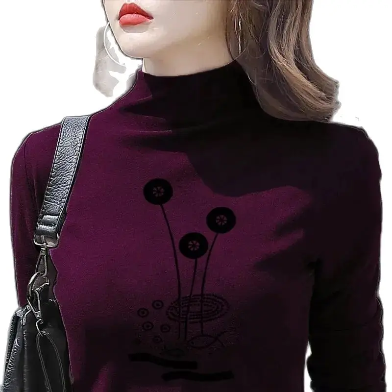 Ln Autumn Winter Semi-high-necked Velvet Bottoming Shirt With Loose Warm, Fashionable And High-end Large-size T-shirt For Women.
Ln Autumn Winter Semi-high-necked Velvet Bottoming Shirt With Loose Warm, Fashionable And High-end Large-size T-shirt For Women.