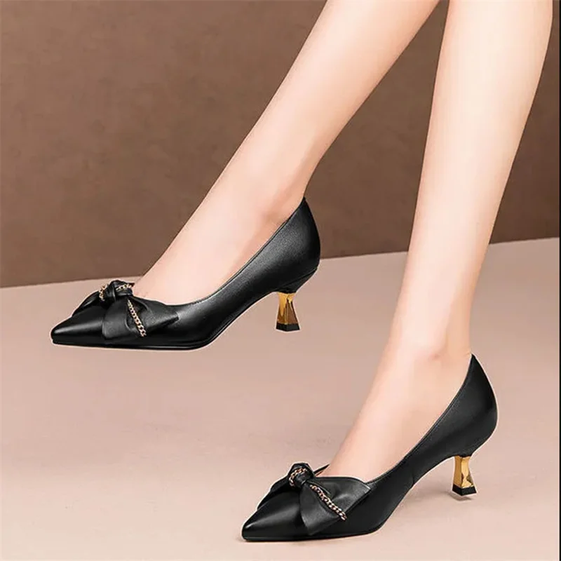 Women Cute Sweet Pointed Toe High Quality European Stylish Real Leather Shoes Lady Casual Comfy Pumps Sapatos Femininas G419
Women Cute Sweet Pointed Toe High Quality European Stylish Real Leather Shoes Lady Casual Comfy Pumps Sapatos Femininas G419