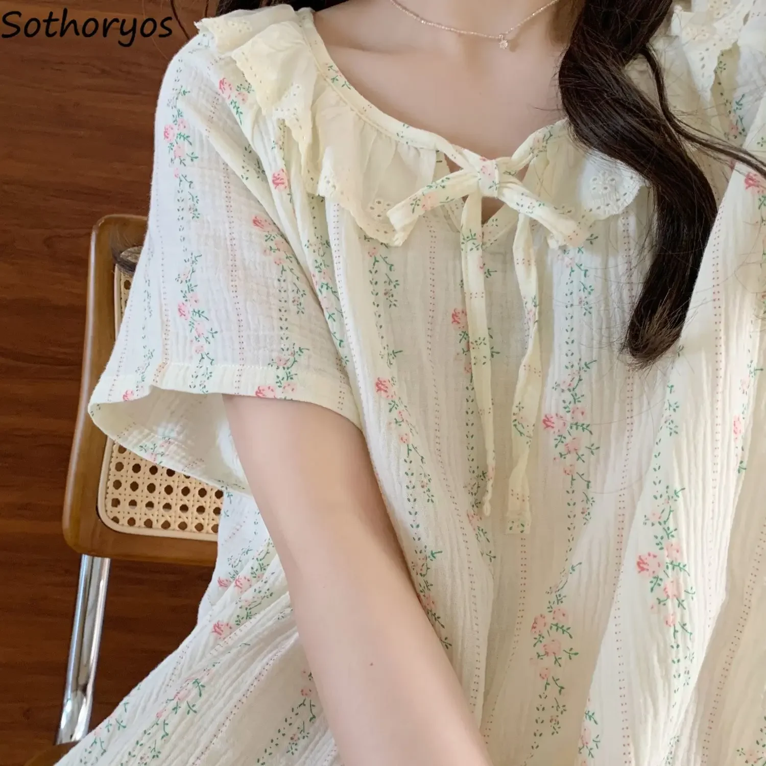 Женские ночные рубашки, милая летняя одежда для сна с коротким рукавом и цветочным принтом, домашняя одежда для девушек, корейская мода, мешковатая повседневная одежда с оборками в стиле ретро для колледжа
Женские ночные рубашки, милая летняя одежда для сна с коротким рукавом и цветочным принтом, домашняя одежда для девушек, корейская мода, мешковатая повседневная одежда с оборками в стиле ретро для колледжа