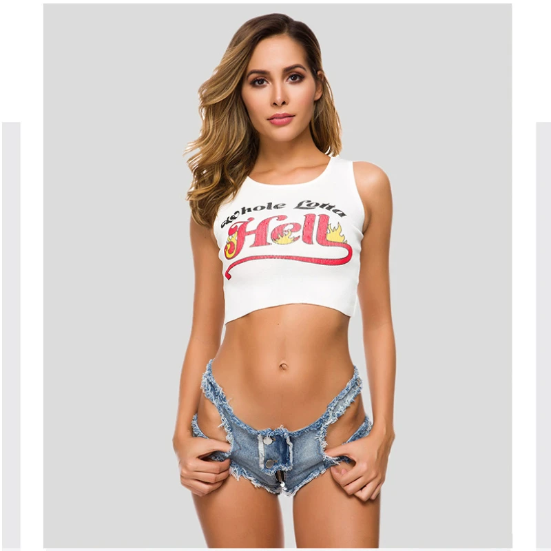 sexy Women's style Jeans spring and autumn denim shorts Hot pants with low waist Sexy hole summer Nightclub women's clothing
sexy Women's style Jeans spring and autumn denim shorts Hot pants with low waist Sexy hole summer Nightclub women's clothing
