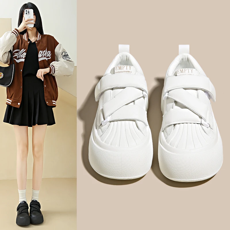 Korean version Sponge cake Big head shoes Thick bottom Sports women's shoes 2023 Autumn and Winter Leisure tide
Korean version Sponge cake Big head shoes Thick bottom Sports women's shoes 2023 Autumn and Winter Leisure tide