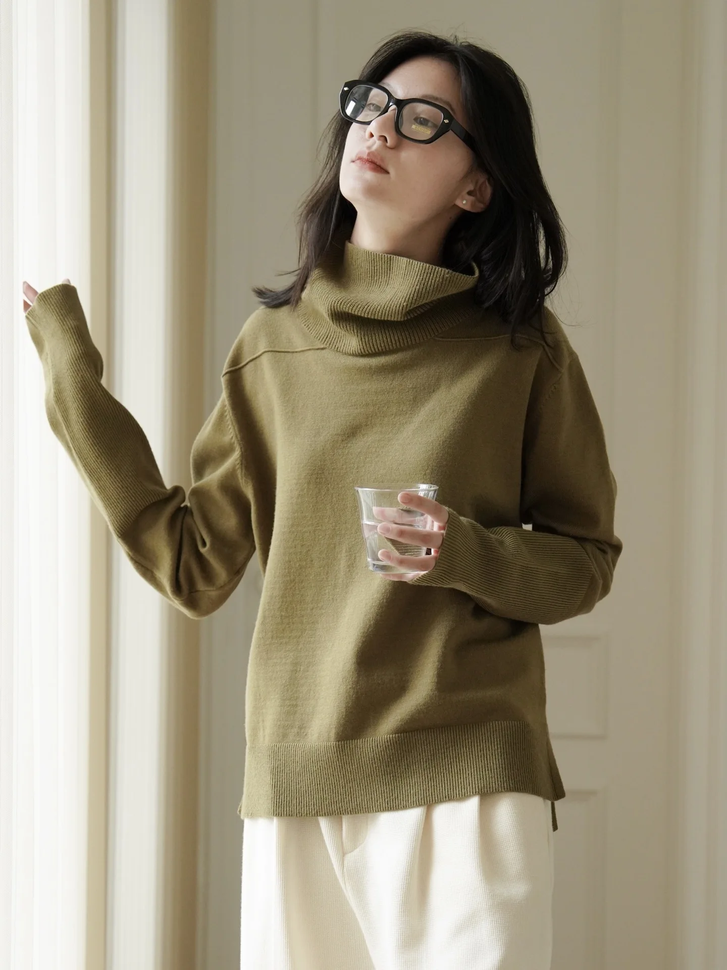 Turtleneck Pullover Fall/Winter Simple Design Sweater Women Pure Color Casual Long-sleeved Loose Pullover Bottoming Women's
Turtleneck Pullover Fall/Winter Simple Design Sweater Women Pure Color Casual Long-sleeved Loose Pullover Bottoming Women's