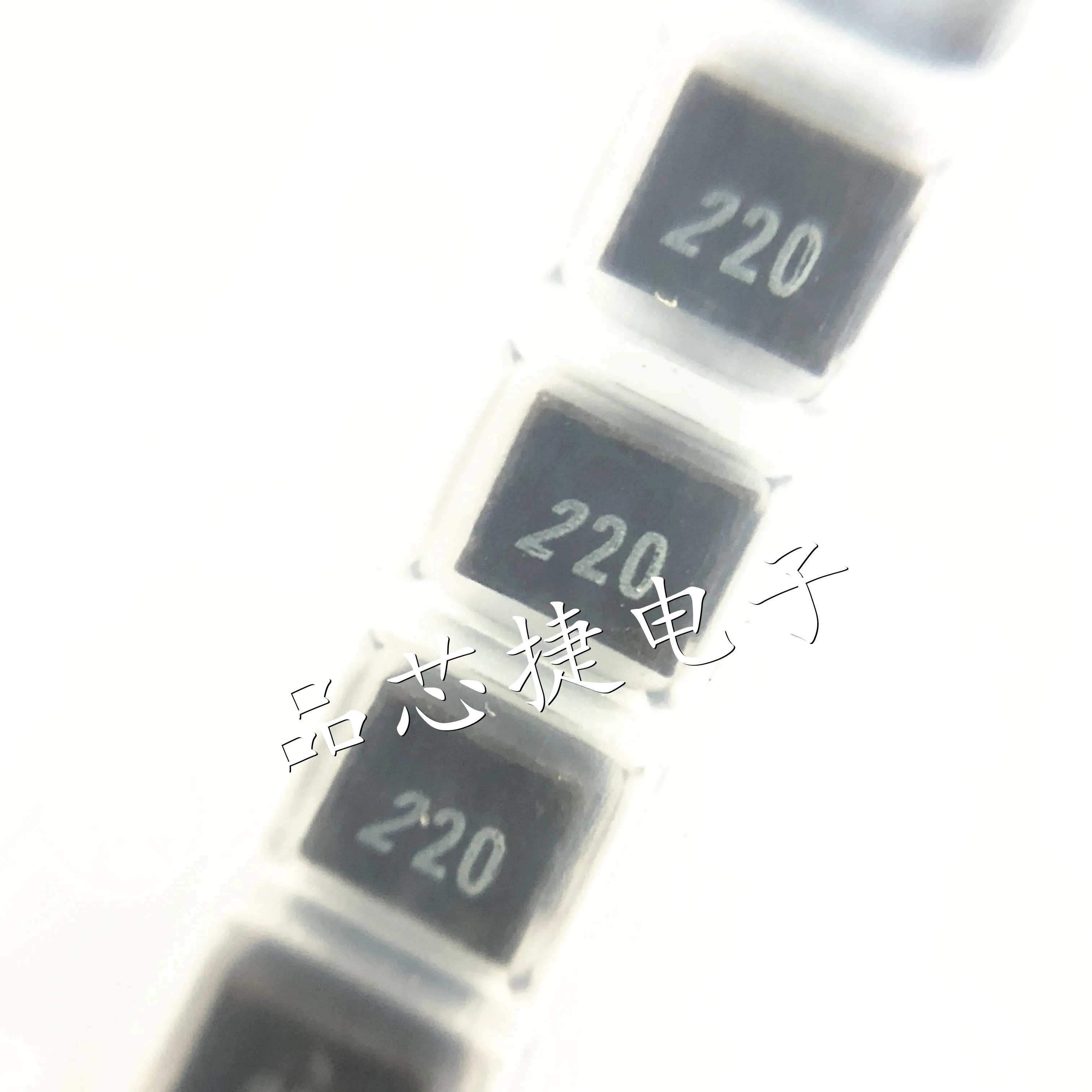 10pcs/Lot NLFC322522T-220K Marking 220 3225 SMD SMD Inductors (Coils) For Power Line (Wound, Magnetic Shielded)
10pcs/Lot NLFC322522T-220K Marking 220 3225 SMD SMD Inductors (Coils) For Power Line (Wound, Magnetic Shielded)