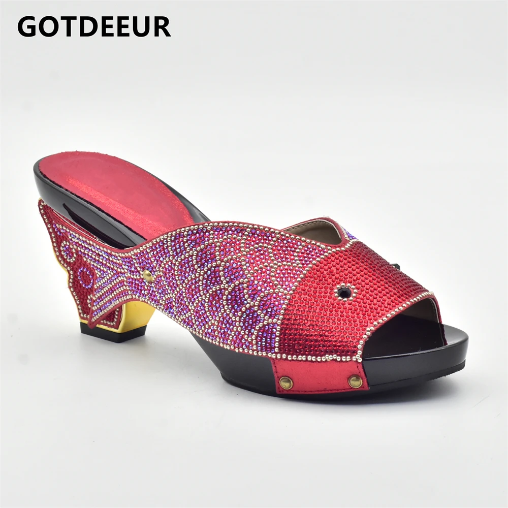 New Arrival Red Color Women Shoe Decorated with Rhinestone Italy Women Shoe for Party Italian Women Summer Sexy High Heels Pumps
New Arrival Red Color Women Shoe Decorated with Rhinestone Italy Women Shoe for Party Italian Women Summer Sexy High Heels Pumps