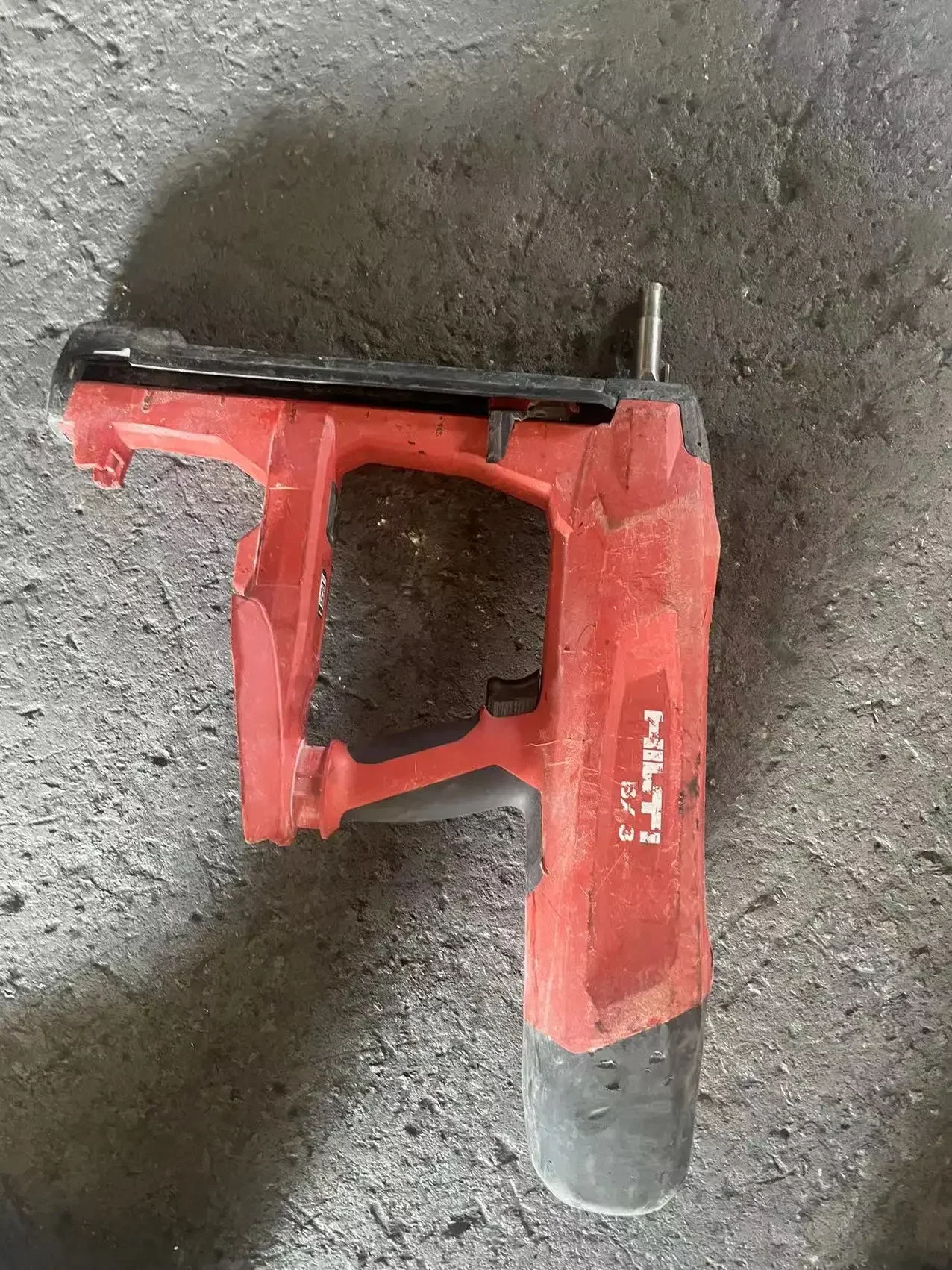 Hilti BX 3 Cordless Fastening Tool Nail Gun 22V ,USED,body only,SECOND HAND
Hilti BX 3 Cordless Fastening Tool Nail Gun 22V ,USED,body only,SECOND HAND