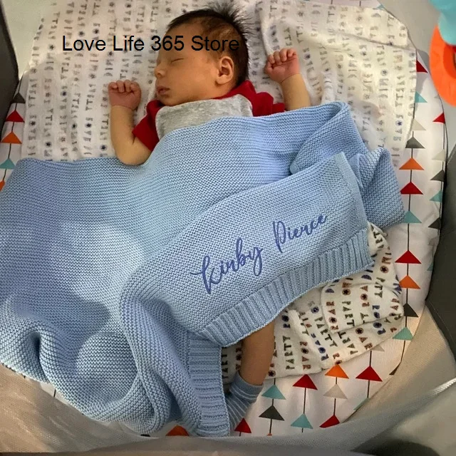 

Custom Embroidered Name Blanket 12 Colors Personalized Names Soft Baby Stroller Cover Blankets Nap Sofa Bedding Blanket For Kids