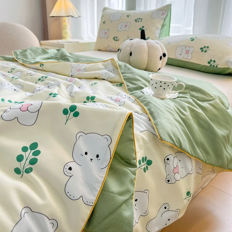 Summer Quilt Floral Style Duvets Single/Queen Size Comforter Thin Duvets Skin-friendly Bedspread edredones (No Pillowcase) Summer Quilt Floral Style Duvets Single/Queen Size Comforter Thin Duvets Skin-friendly Bedspread edredones (No Pillowcase)