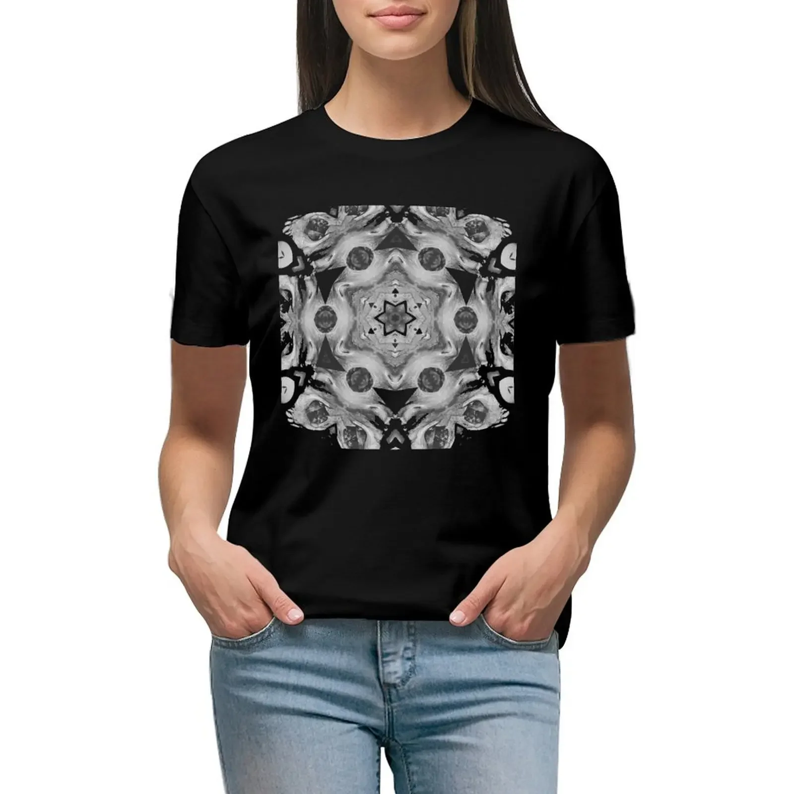 

Trippy Symmetrical Design T-shirt oversized korean fashion hippie clothes tops Women