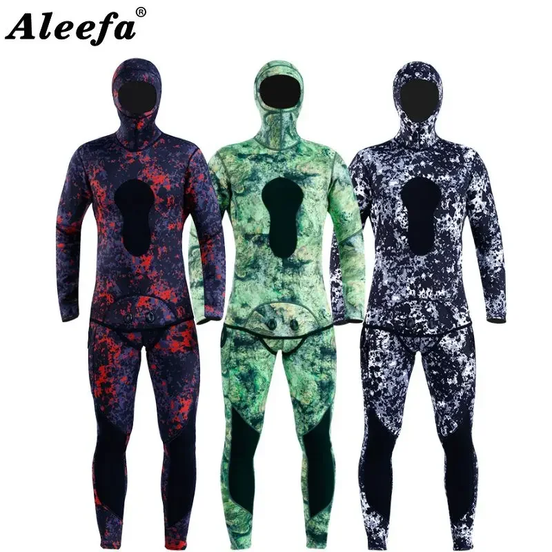 3mm Men Neoprene Wetsuit for Swimming Spearfishing Diving Suit with hood Rubber keep warm Winter swimsuit 
3mm Men Neoprene Wetsuit for Swimming Spearfishing Diving Suit with hood Rubber keep warm Winter swimsuit