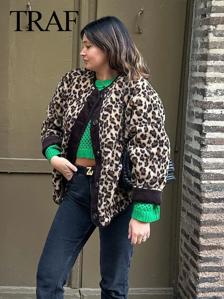 TRAF 2023 New Women Fashion Vintage Leopard Print Warm Wool Single Breasted Pockets Loose Cardigan Jackets Woman Chic Streetwear
TRAF 2023 New Women Fashion Vintage Leopard Print Warm Wool Single Breasted Pockets Loose Cardigan Jackets Woman Chic Streetwear