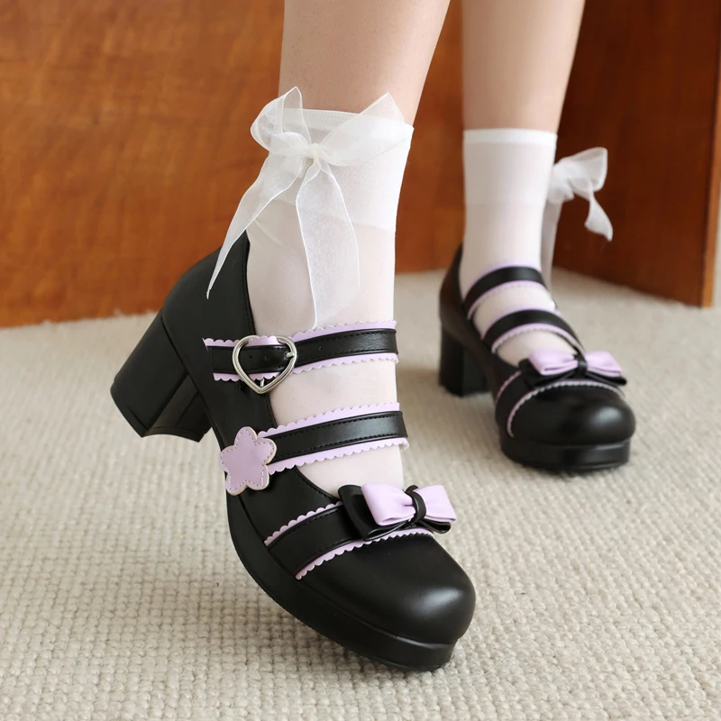 Japanese Harajuku Style Spring Lolita Cute Girls Sweet Pumps Mixed Color Round Toe Cosplay BowTie Kawaii Chic Mary Janes Shoes
Japanese Harajuku Style Spring Lolita Cute Girls Sweet Pumps Mixed Color Round Toe Cosplay BowTie Kawaii Chic Mary Janes Shoes