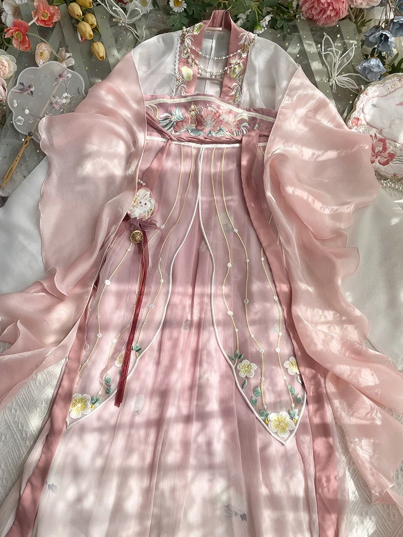 Женское платье Hanfu в старинном стиле, женское летнее танцевальное платье, наряд для вечеринки Hanfu для женщин
Женское платье Hanfu в старинном стиле, женское летнее танцевальное платье, наряд для вечеринки Hanfu для женщин