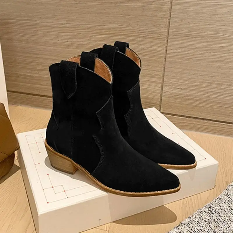 2023 Designer Boots For Women Cow Suede Botas De Mujer Western Cowgirls Retro Pointed Toe Chunky Heels For Ladies Shoes Outdoor
2023 Designer Boots For Women Cow Suede Botas De Mujer Western Cowgirls Retro Pointed Toe Chunky Heels For Ladies Shoes Outdoor