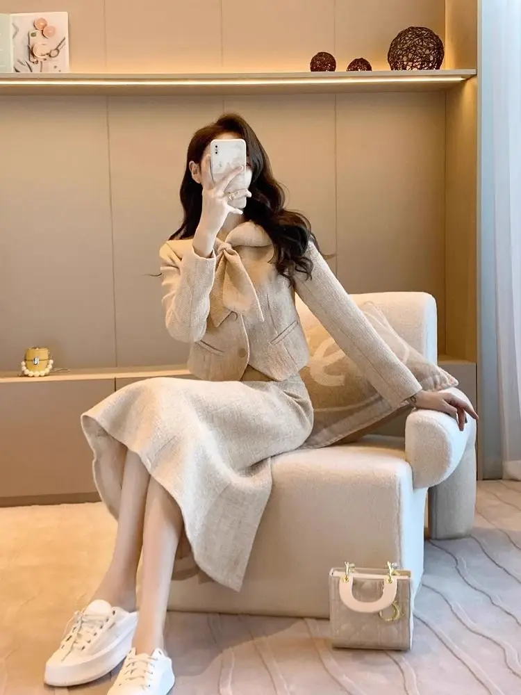 High-end Elegant French Socialite Temperament Women's Suit Jacket Coat Fashion Long Skirt Lady Two-piece Spring and Autumn Set
High-end Elegant French Socialite Temperament Women's Suit Jacket Coat Fashion Long Skirt Lady Two-piece Spring and Autumn Set