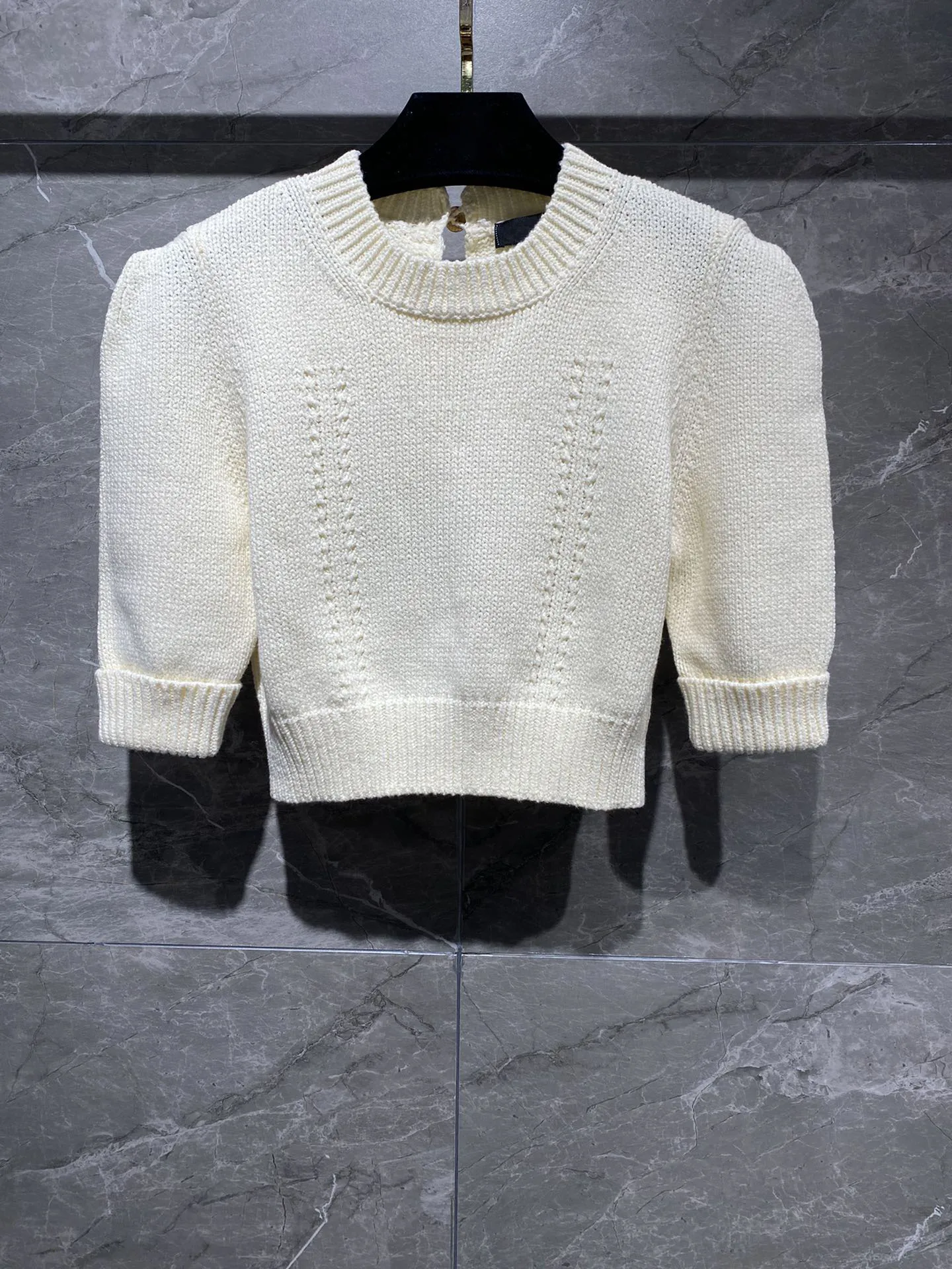 Women's Puff Sleeve Boutique Elegant Short Tops Autumn and Winter New Style
Women's Puff Sleeve Boutique Elegant Short Tops Autumn and Winter New Style